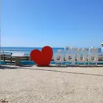Martinique فيلة